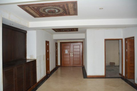 Condo in Watthana, Bangkok, Thailand, 5 bedrooms № 155183 - photo 11