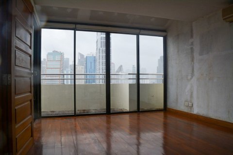 Condo in Watthana, Bangkok, Thailand, 5 bedrooms № 155183 - photo 12