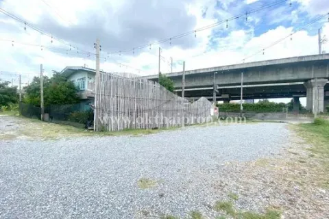 Land in Bang Kruai, Thailand 256 sq.m. № 155185 - photo 2