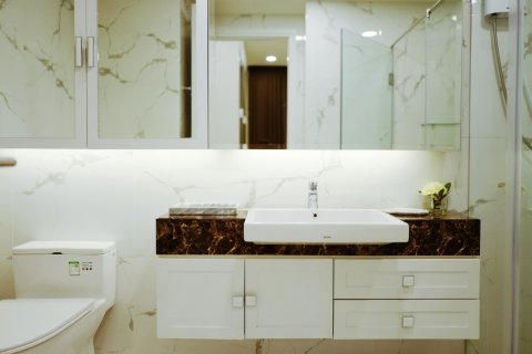 Condo à Huai Khwang, Bangkok, Thaïlande, 2 chambres  № 155187 - photo 17