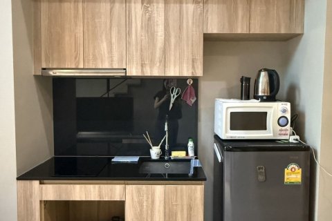 Студия в кондо в Сатхоне, Бангкок, Таиланд № 155189 - фото 3