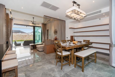 Villa in Phuket, Thailand 3 bedrooms № 161646 - photo 22
