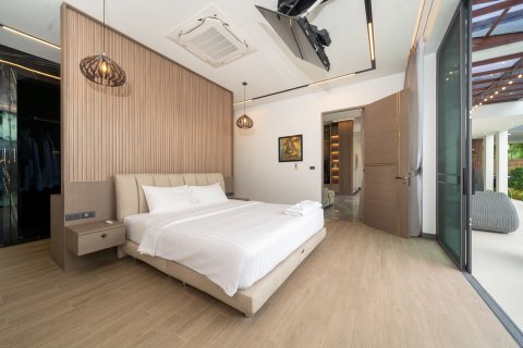 Villa in Phuket, Thailand 3 bedrooms № 161646 - photo 26