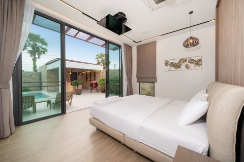 Villa in Phuket, Thailand 3 bedrooms № 161646 - photo 24