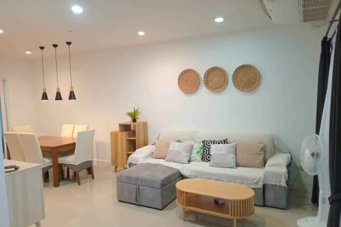 Townhouse in Chiang Mai, Thailand 3 bedrooms № 161640 - photo 12