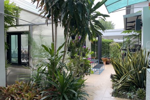 Maison à Bang Kaeo, Thaïlande 4 chambres № 139739 - photo 12