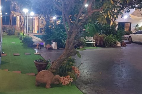 Villa in Pattaya, Thailand 26 bedrooms № 139742 - photo 9