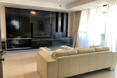 Studio dans le Condo à Watthana, Bangkok, Thaïlande № 139743 - photo 3