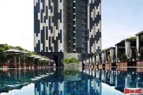 Apartment in Bangkok, Thailand 3 bedrooms № 193686 - photo 4