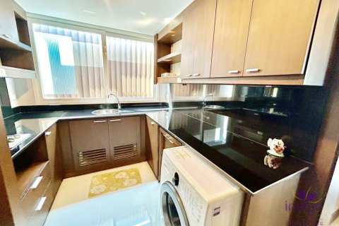 Condo in Chiang Mai, Thailand, 2 bedrooms  № 162653 - photo 28