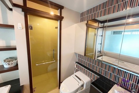 Condo in Chiang Mai, Thailand, 2 bedrooms  № 162653 - photo 15