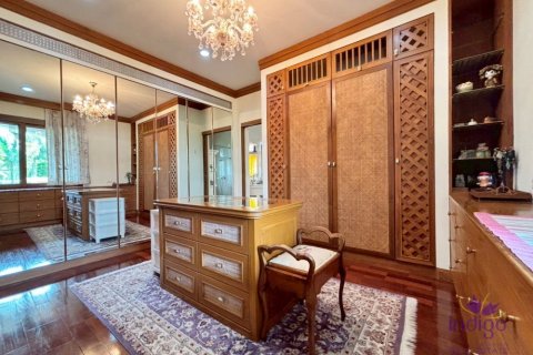 Вилла в Чиангмае, Таиланд с 4 спальнями  № 162655 - фото 19