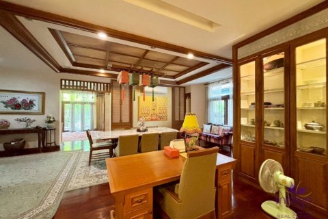 Вилла в Чиангмае, Таиланд с 4 спальнями  № 162655 - фото 3