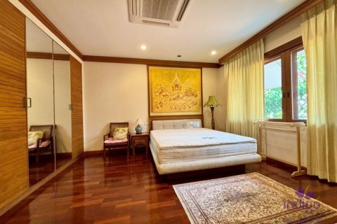 Вилла в Чиангмае, Таиланд с 4 спальнями  № 162655 - фото 11