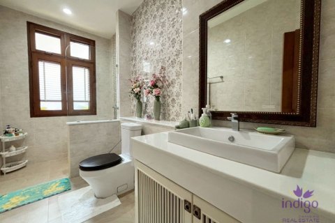 Вилла в Чиангмае, Таиланд с 4 спальнями  № 162655 - фото 9