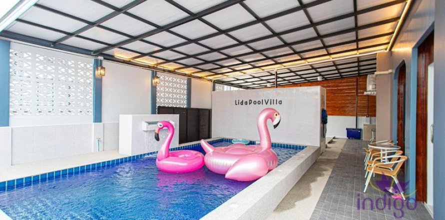 Villa à Chiang Mai, Thaïlande 5 chambres № 162654