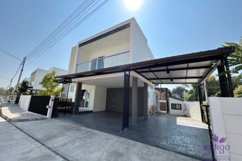 Maison à Chiang Mai, Thaïlande 4 chambres № 162651 - photo 2