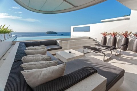 Apartment in Phuket, Thailand 3 bedrooms № 148359 - photo 4