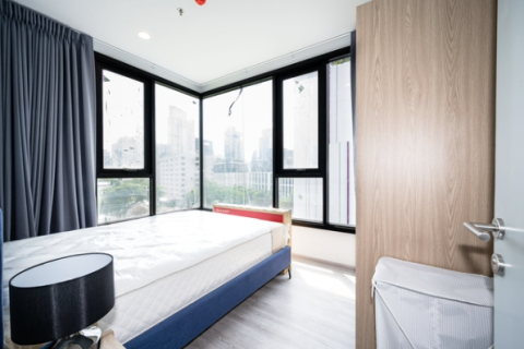 Condo in Watthana, Bangkok, Thailand, 2 bedrooms  № 148364 - photo 5