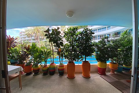 Condo in Hua Hin, Thailand, 2 bedrooms  № 168303 - photo 11