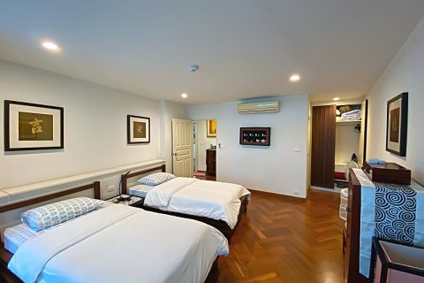 Condo in Hua Hin, Thailand, 2 bedrooms  № 168303 - photo 28