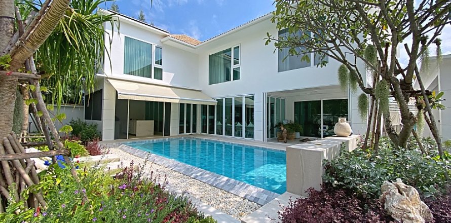 Villa in Hua Hin, Thailand 4 bedrooms № 168304