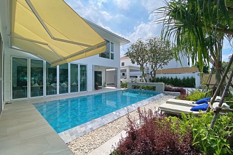 Villa in Hua Hin, Thailand 4 bedrooms № 168304 - photo 4
