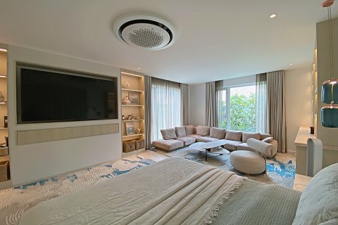 Villa in Hua Hin, Thailand 4 bedrooms № 168304 - photo 24