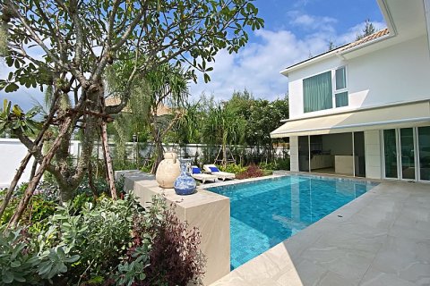 Villa in Hua Hin, Thailand 4 bedrooms № 168304 - photo 5