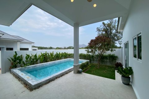 Villa in Hua Hin, Thailand 3 bedrooms № 168266 - photo 4