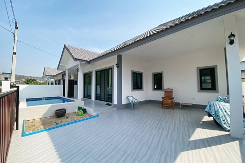 Villa in Hua Hin, Thailand 3 bedrooms № 168269