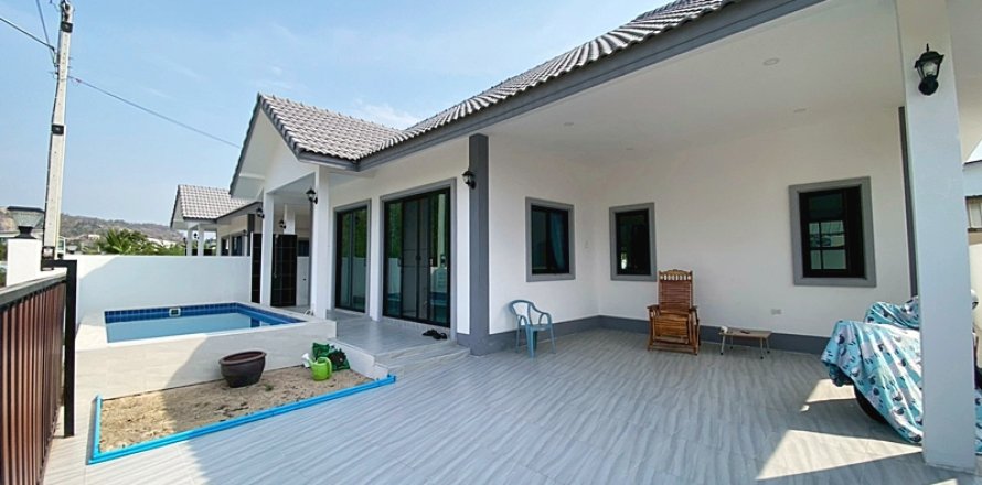 Villa in Hua Hin, Thailand 3 bedrooms № 168269