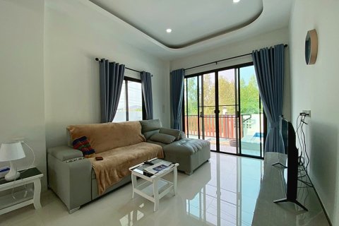 Villa in Hua Hin, Thailand 3 bedrooms № 168269 - photo 13