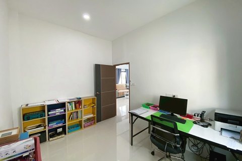 Villa in Hua Hin, Thailand 3 bedrooms № 168269 - photo 25