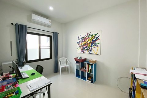 Villa in Hua Hin, Thailand 3 bedrooms № 168269 - photo 24