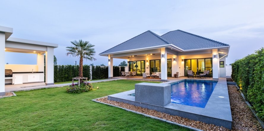 Villa in Hua Hin, Thailand 3 bedrooms № 168267