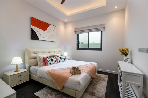 Villa in Hua Hin, Thailand 3 bedrooms № 168267 - photo 18