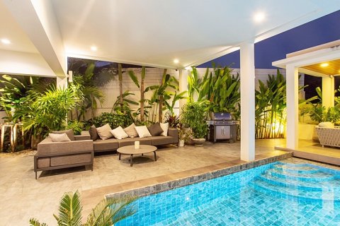 Villa in Hua Hin, Thailand 4 bedrooms № 168268 - photo 8