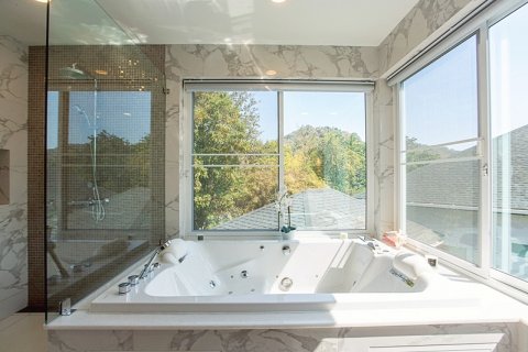 Villa in Hua Hin, Thailand 4 bedrooms № 168268 - photo 25