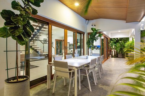 Villa in Hua Hin, Thailand 4 bedrooms № 168268 - photo 6