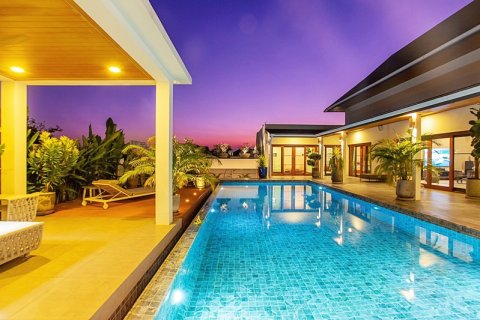 Villa in Hua Hin, Thailand 4 bedrooms № 168268 - photo 7