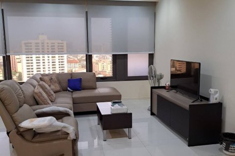 Condo in Sathon, Bangkok, Thailand, 2 bedrooms  № 163336 - photo 1