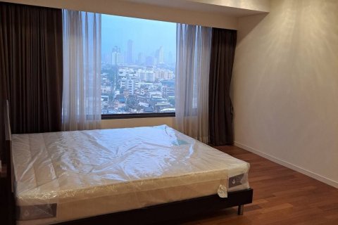 Condo in Sathon, Bangkok, Thailand, 2 bedrooms  № 163336 - photo 3