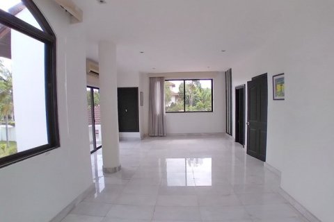 Haus in Pattaya, Thailand 10 Schlafzimmer № 223119 - Foto 16