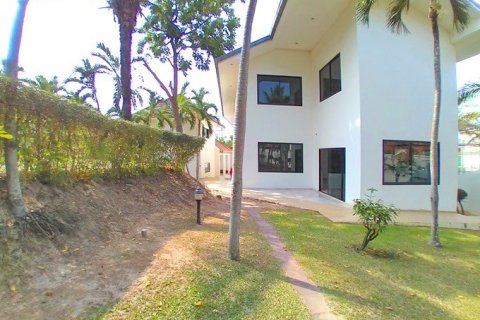 Haus in Pattaya, Thailand 10 Schlafzimmer № 223119 - Foto 22