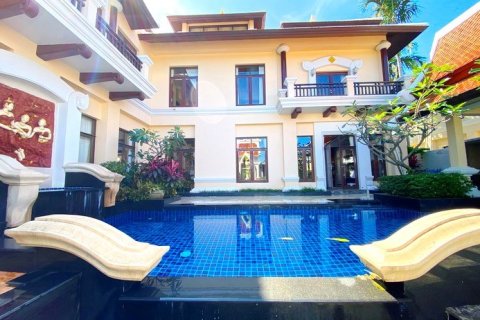 Haus in Pattaya, Thailand 5 Schlafzimmer № 223118