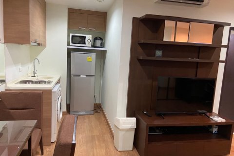 Студия в кондо в Клонг Тоэй, Бангкок, Таиланд № 158559 - фото 6