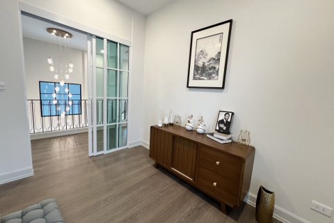 Дом в Сапхансунге, Бангкок, Таиланд с 4 спальнями  № 158557 - фото 13