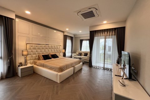 Дом в Сапхансунге, Бангкок, Таиланд с 4 спальнями  № 158557 - фото 4