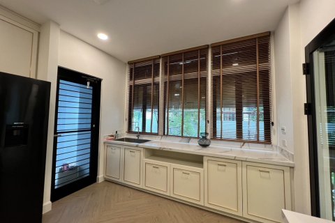 Дом в Сапхансунге, Бангкок, Таиланд с 4 спальнями  № 158557 - фото 9